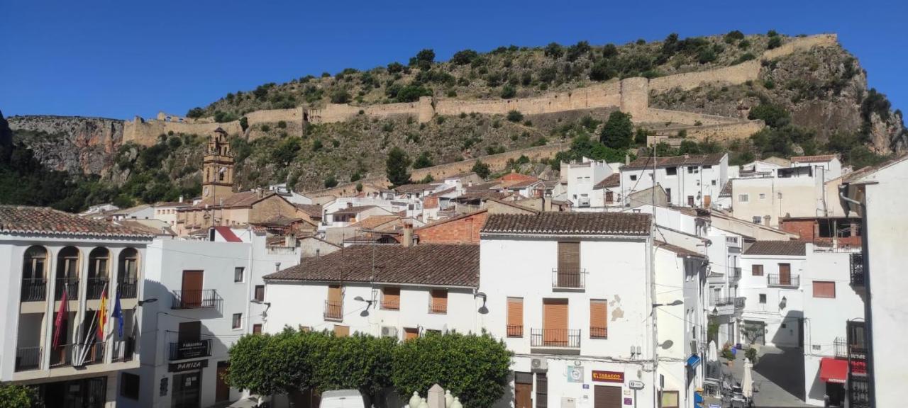 Muy Centrico La Plaza Apartment Chulilla Bagian luar foto