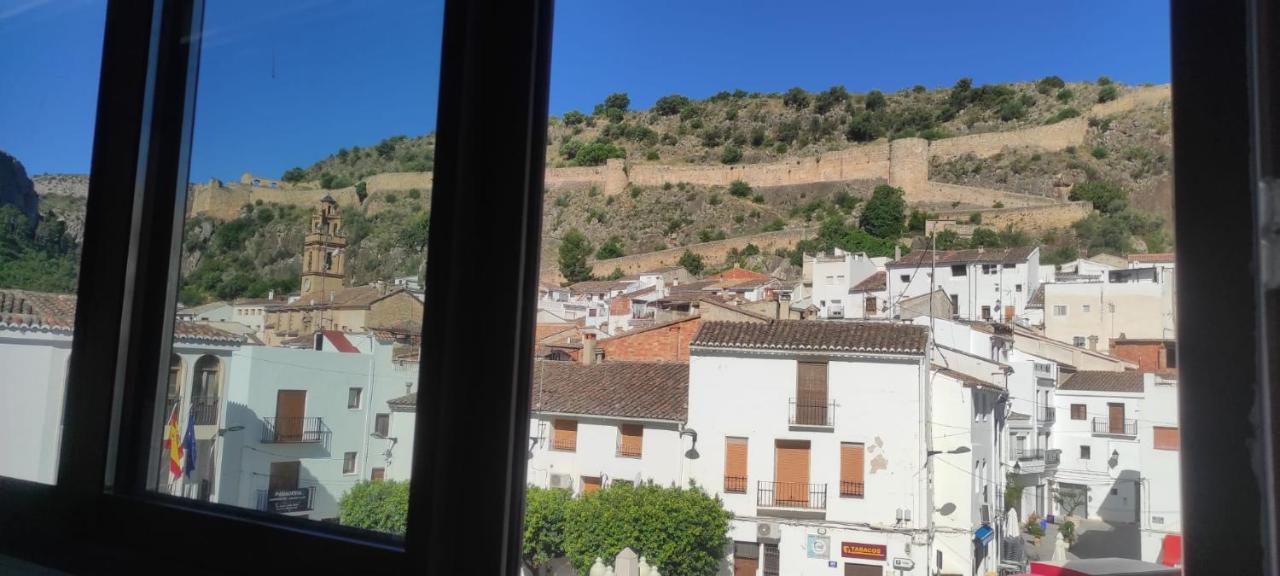 Muy Centrico La Plaza Apartment Chulilla Bagian luar foto